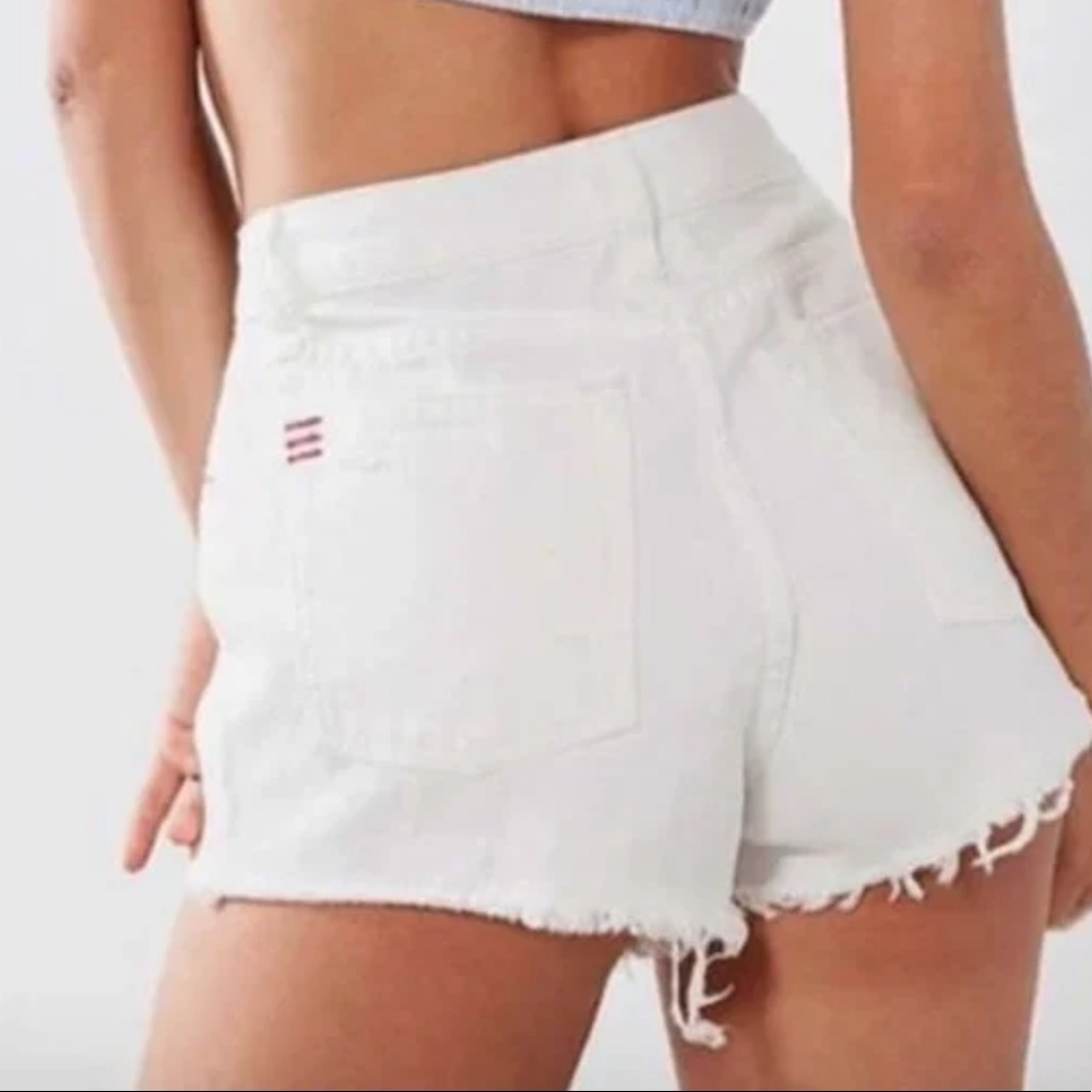 Urban Outfitters 
BDG Pelmet High Rise Frayed Hem White Shorts
